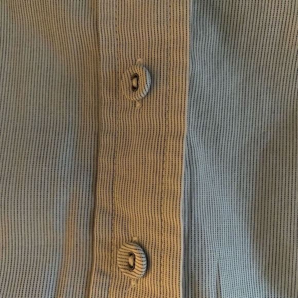 Retro Banana Republic Ruffle Front Blouse - Picture 9 of 9